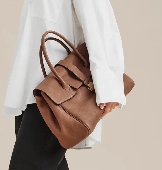 Elegant Leather Commuter Bag