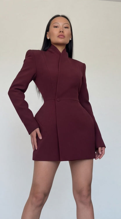 Chic Waist-Cinching Jacket