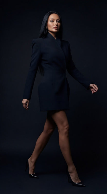 Chic Waist-Cinching Jacket